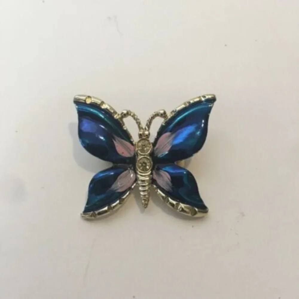 Beautiful BLUE BUTTERFLY BROOCH Lapel PIN Enamel ‎ Rhinestone Gold Tone Jewelry